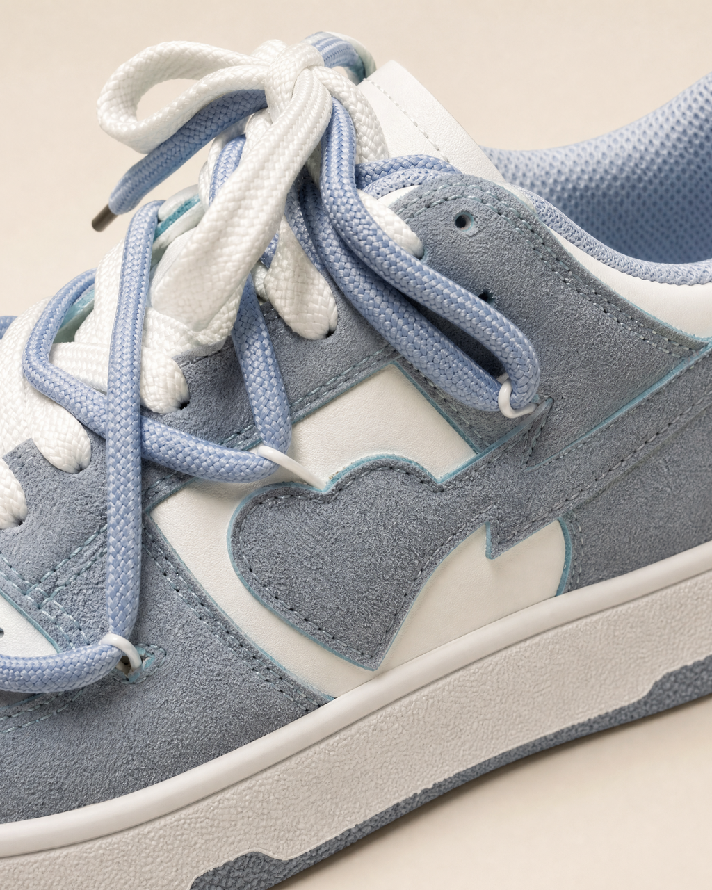 Sneakers grigie Heartlane Crush Ice Grey con dettaglio cuore laterale