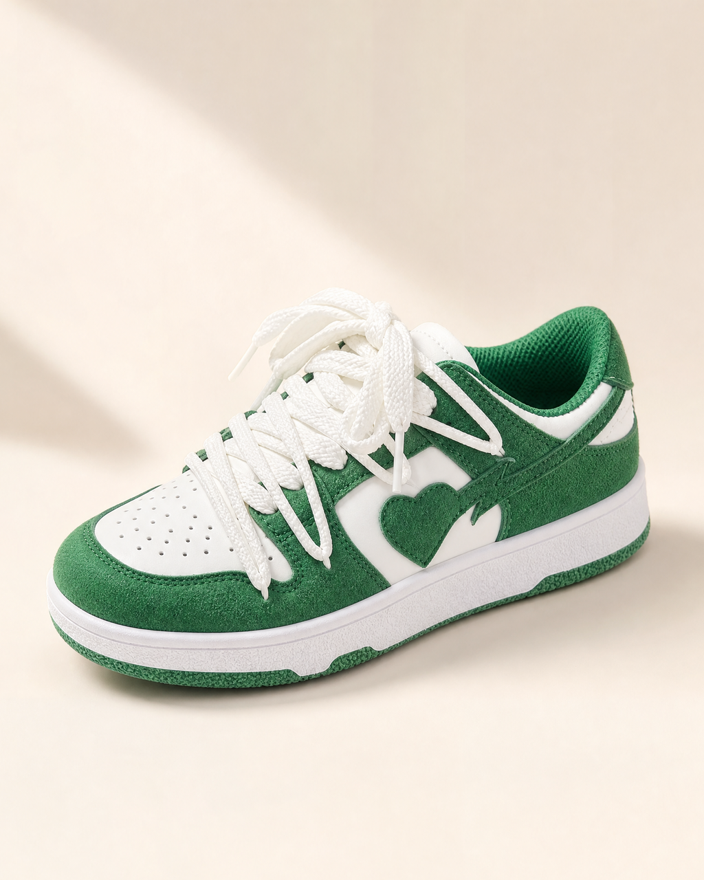 Dettaglio lacci bold Heartlane Crush Lucky Green sneakers donna